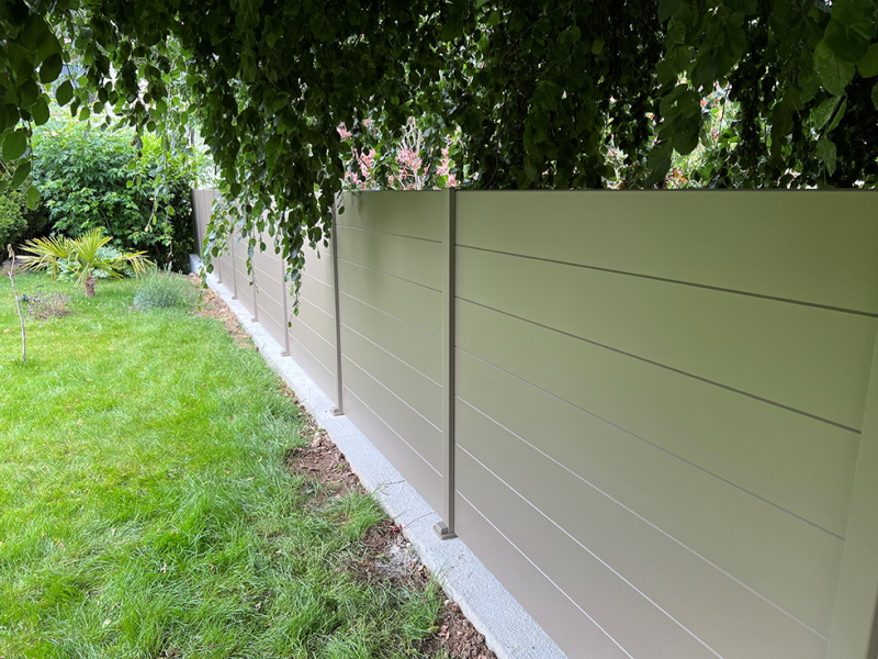 pose cloture alu simple