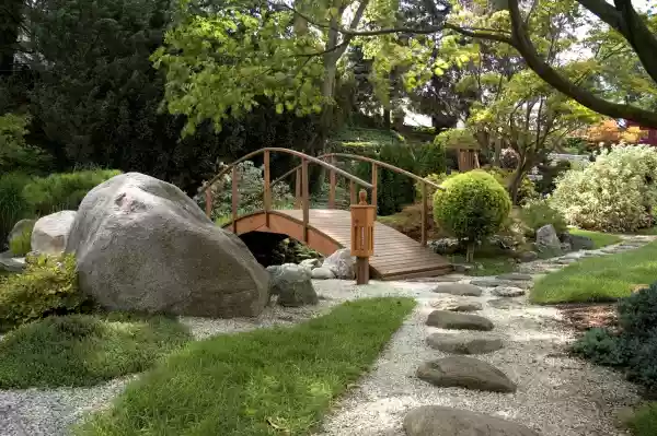 Quelles sont les étapes essentielles pour réussir son jardin japonais ?